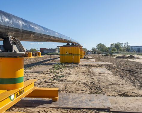 PWN en A.Hak trekken drinkwatertransportleiding van Heemskerk naar Wijk aan Zee op meest duurzame manier